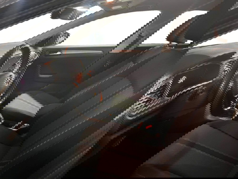 Volkswagen T-Roc usata a Modena (9)