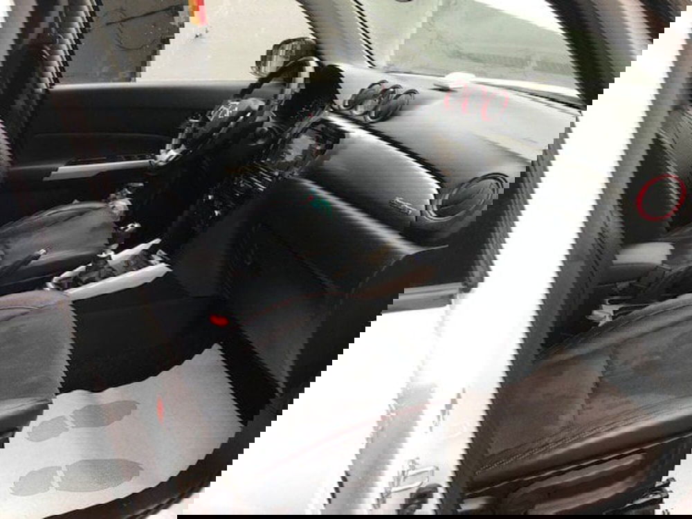 Suzuki Vitara usata a Milano (11)