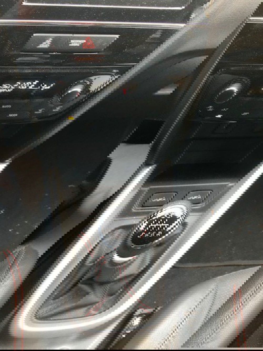 Suzuki Vitara usata a Milano (20)