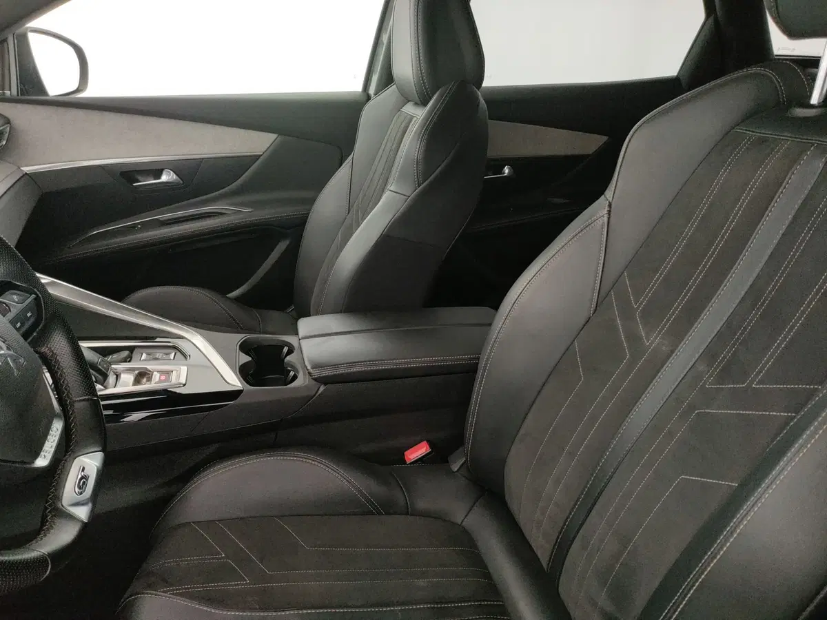 Peugeot 3008 usata a Caserta (17)