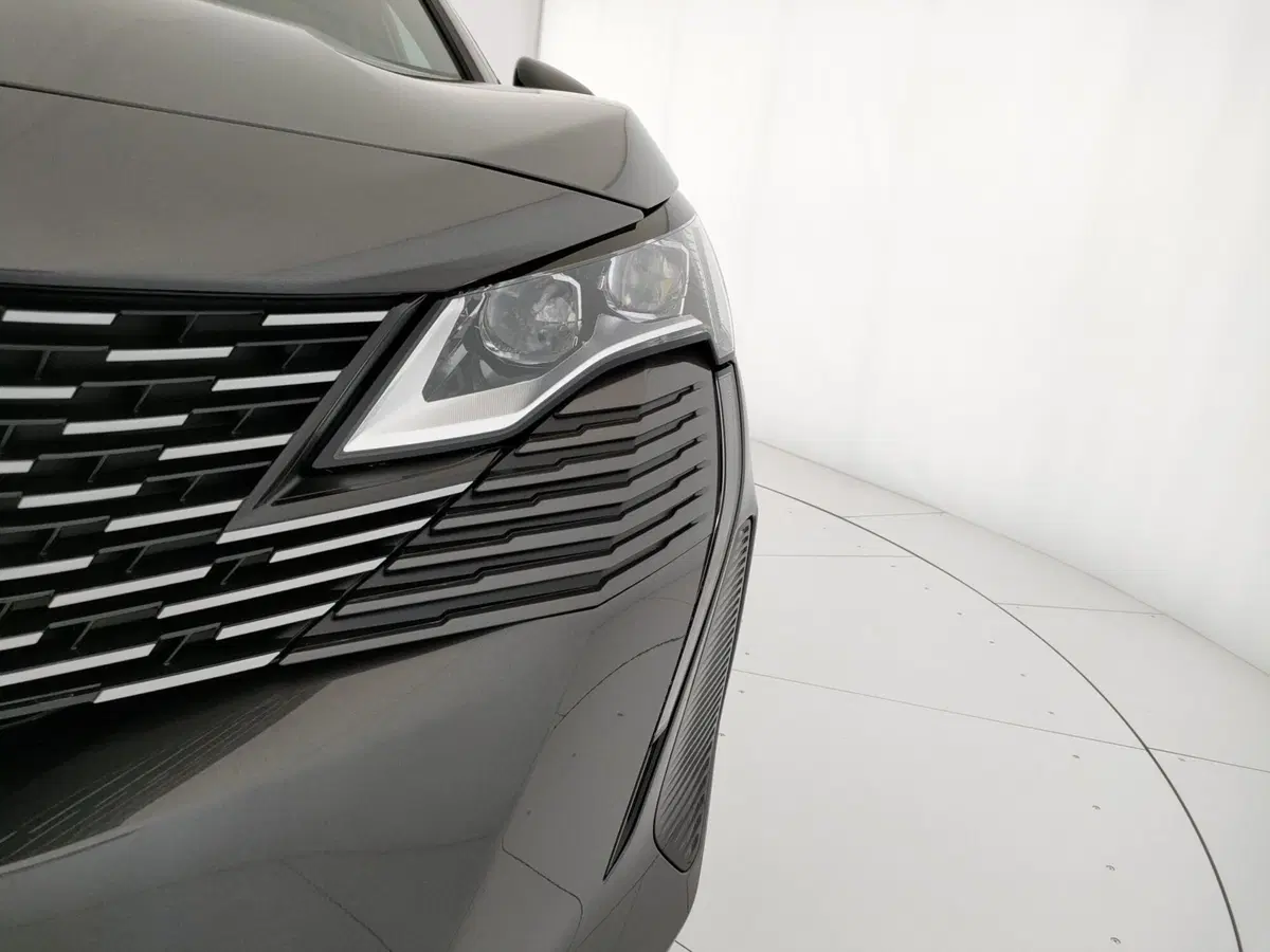 Peugeot 3008 usata a Caserta (9)