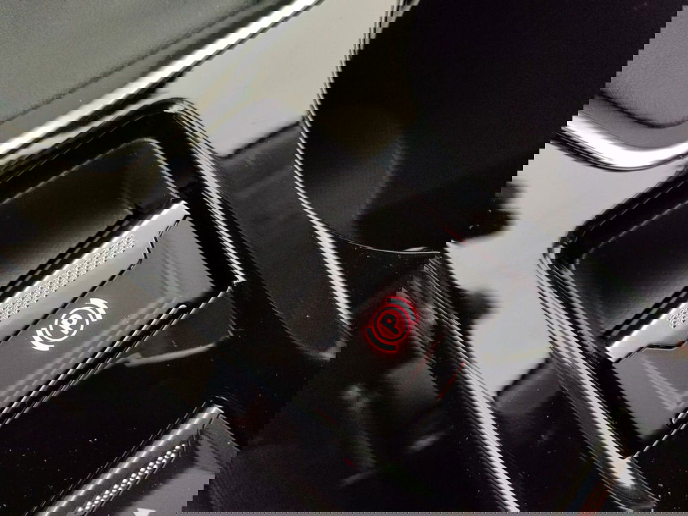 Peugeot 2008 usata a Caserta (17)