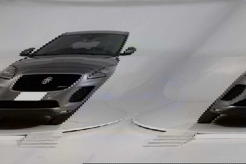 Jaguar E-Pace usata a Torino (8)