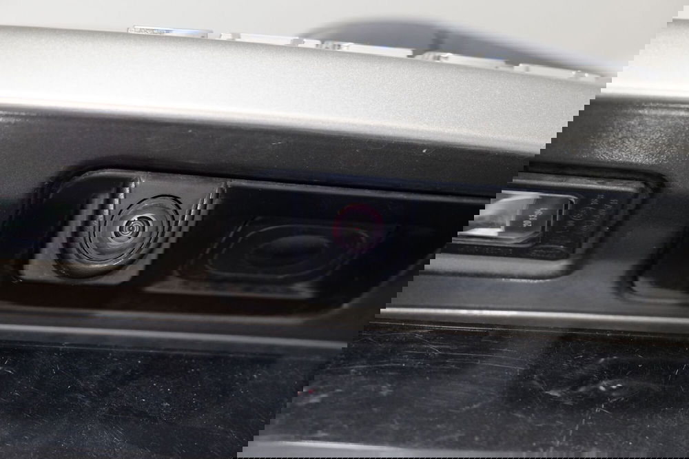 Jaguar E-Pace usata a Torino (18)