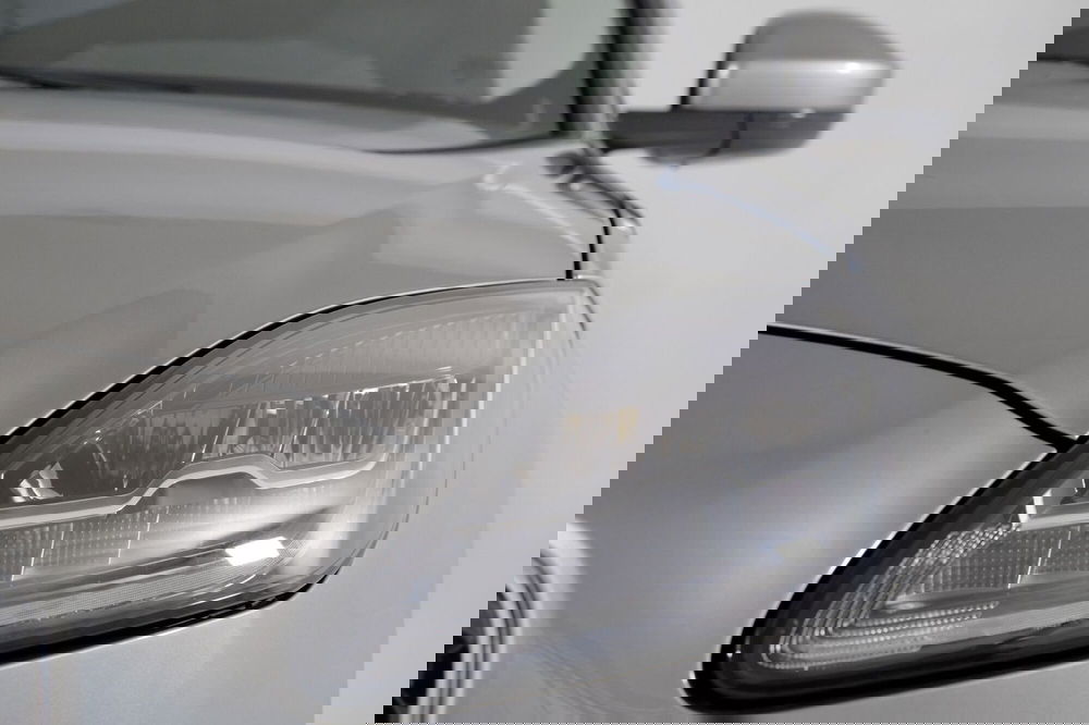 Jaguar E-Pace usata a Torino (20)