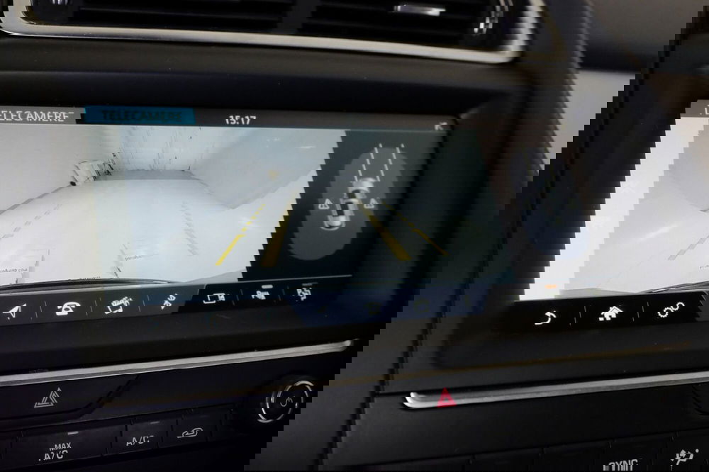 Jaguar E-Pace usata a Torino (16)