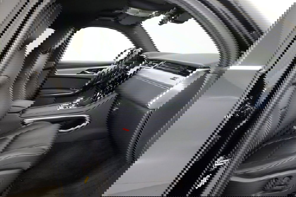 Jaguar F-Pace usata a Torino (3)