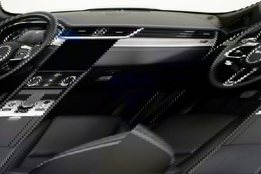 Jaguar F-Pace usata a Torino (4)