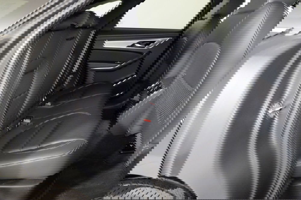 Jaguar F-Pace usata a Torino (5)