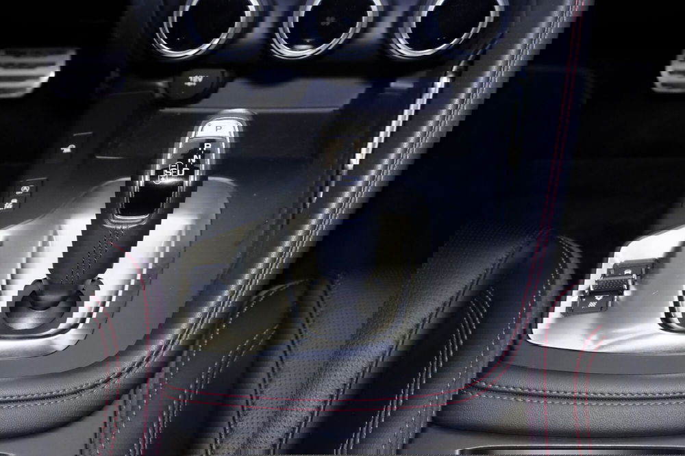 Jaguar E-Pace usata a Torino (11)