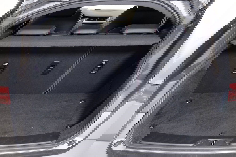 Jaguar E-Pace usata a Torino (13)