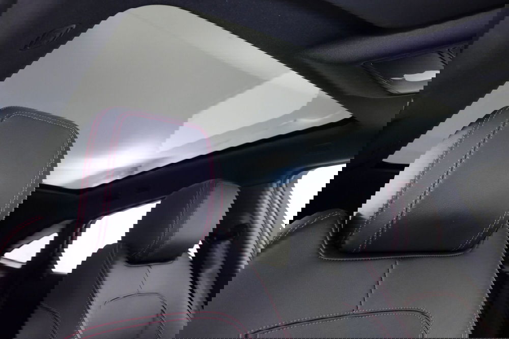 Jaguar E-Pace usata a Torino (17)