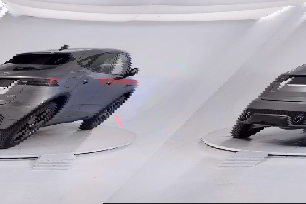 Jaguar E-Pace usata a Torino (4)