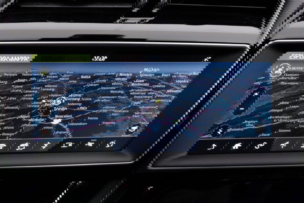 Jaguar F-Pace usata a Torino (12)