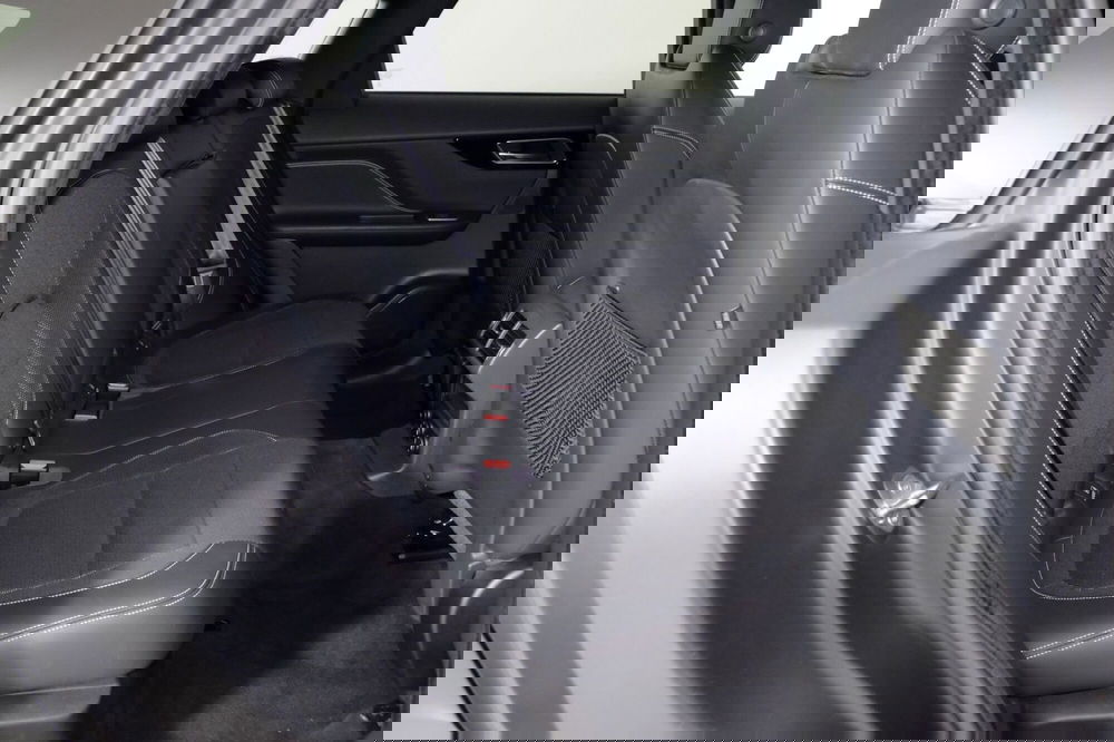 Jaguar F-Pace usata a Torino (5)