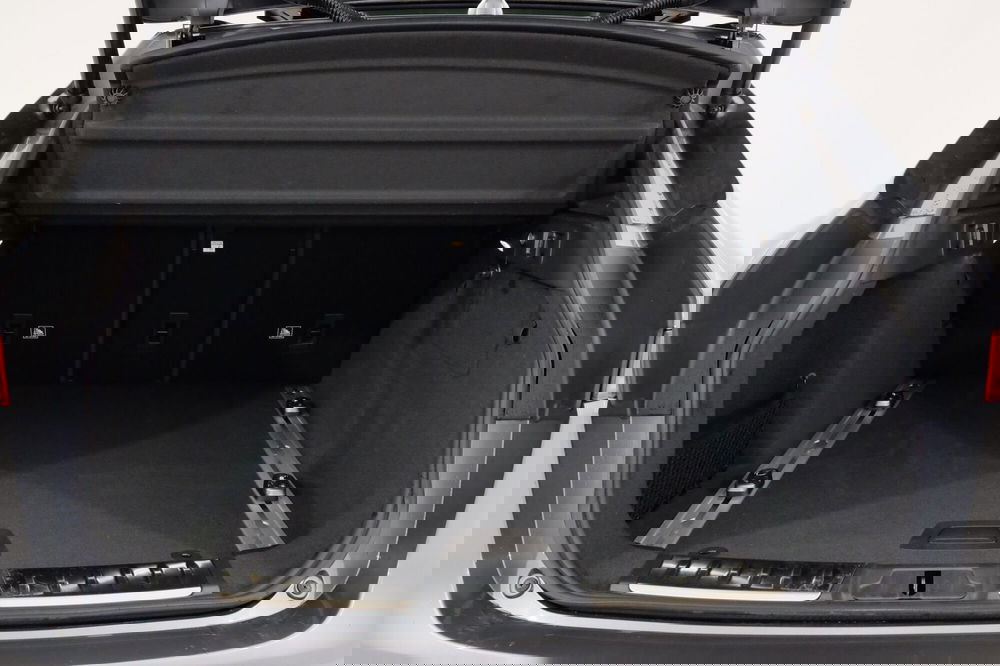 Jaguar F-Pace usata a Torino (13)