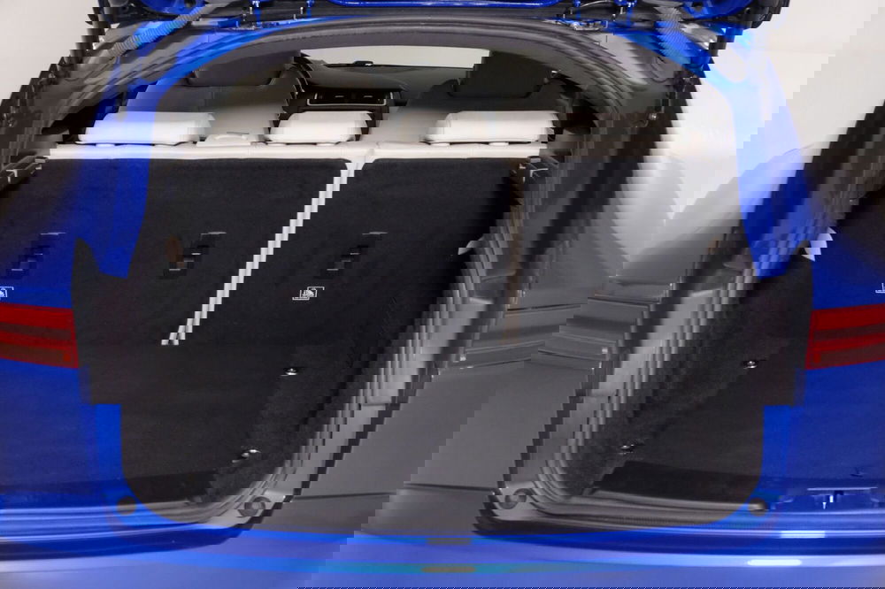 Jaguar E-Pace usata a Torino (13)