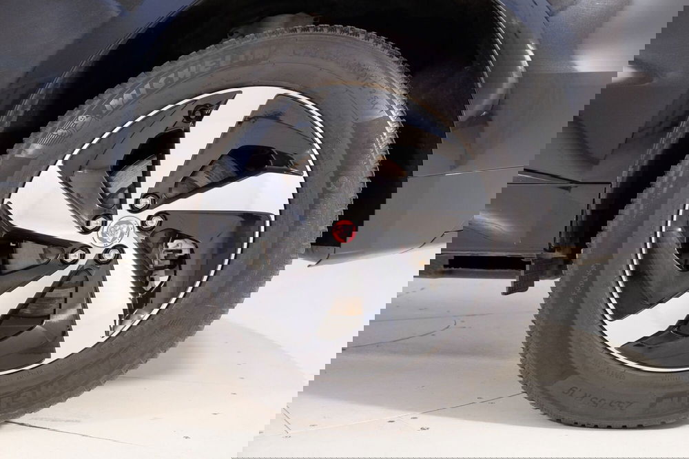 Jaguar F-Pace usata a Torino (9)