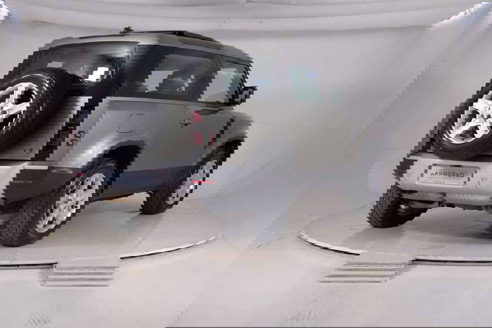 Land Rover Defender usata a Torino (2)