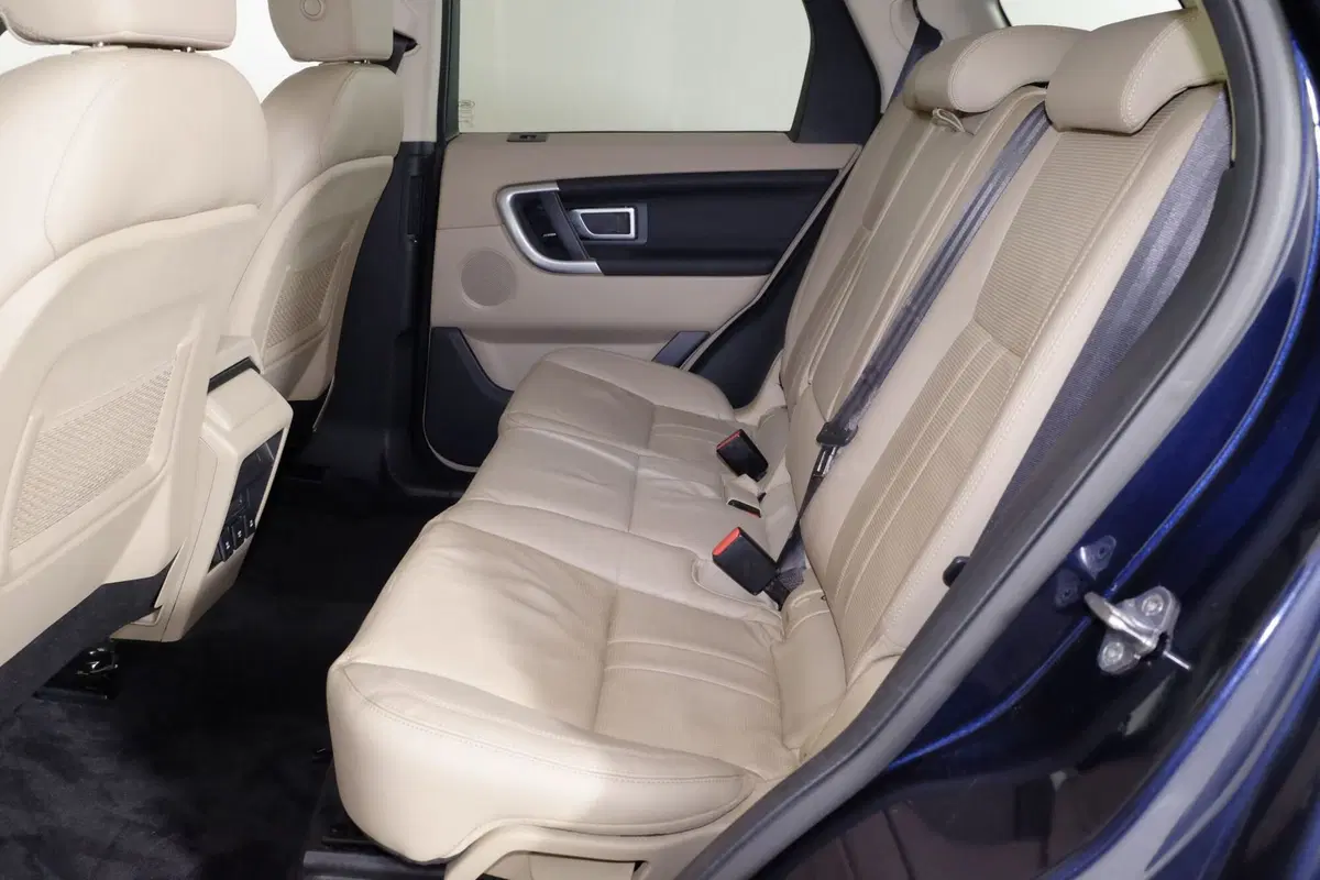Land Rover Discovery Sport usata a Torino (5)