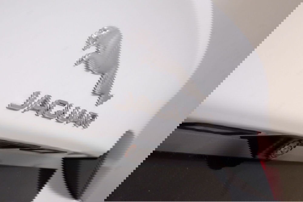 Jaguar XE usata a Torino (18)