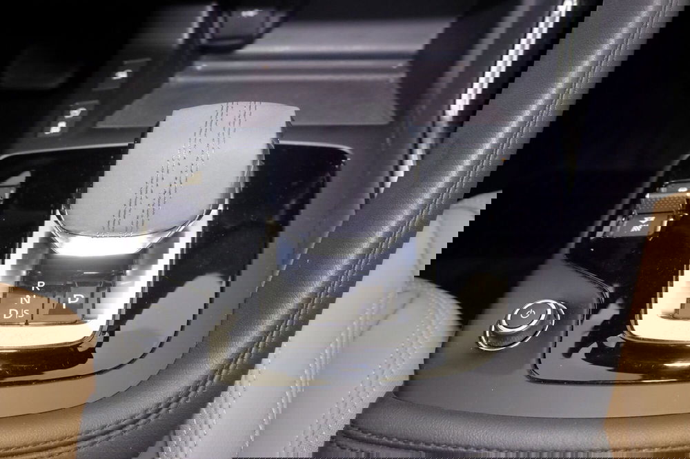 Jaguar E-Pace usata a Torino (11)