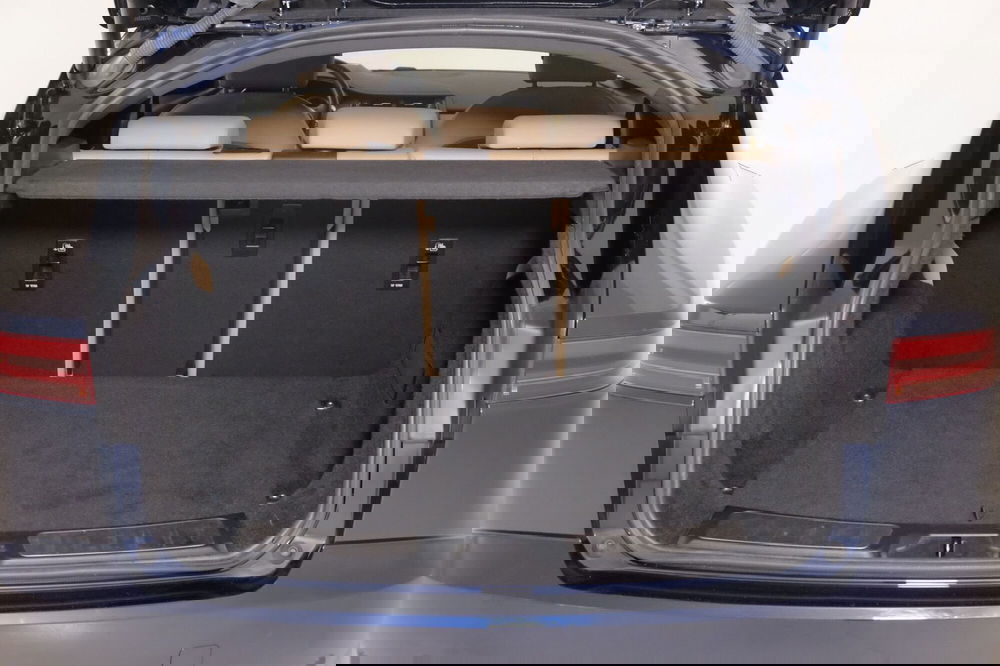 Jaguar E-Pace usata a Torino (13)