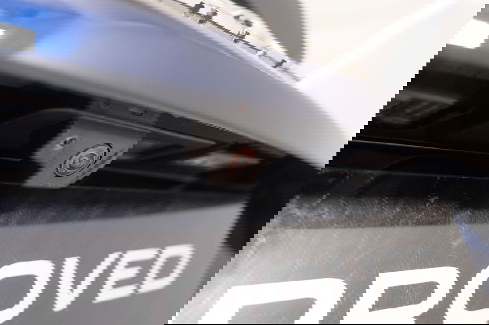 Jaguar E-Pace usata a Torino (18)