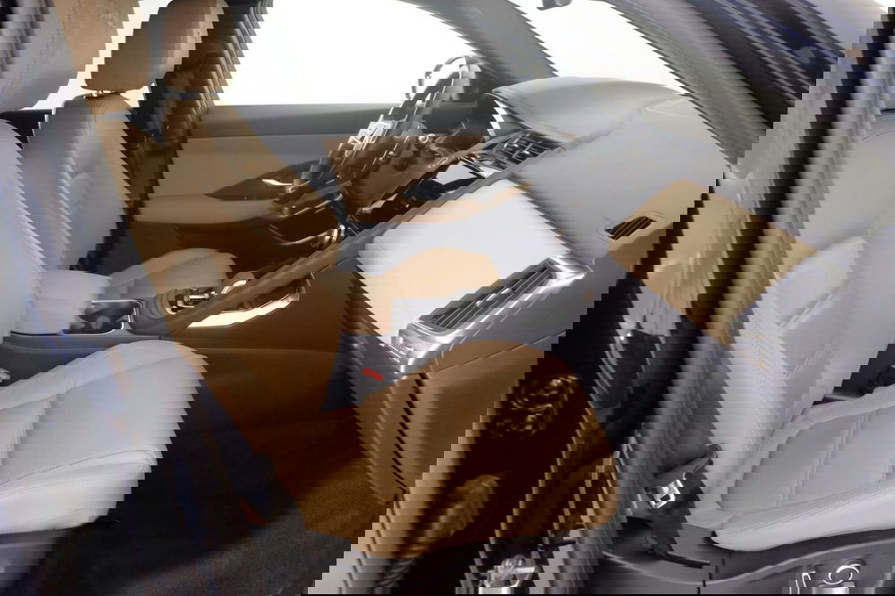 Jaguar E-Pace usata a Torino (3)