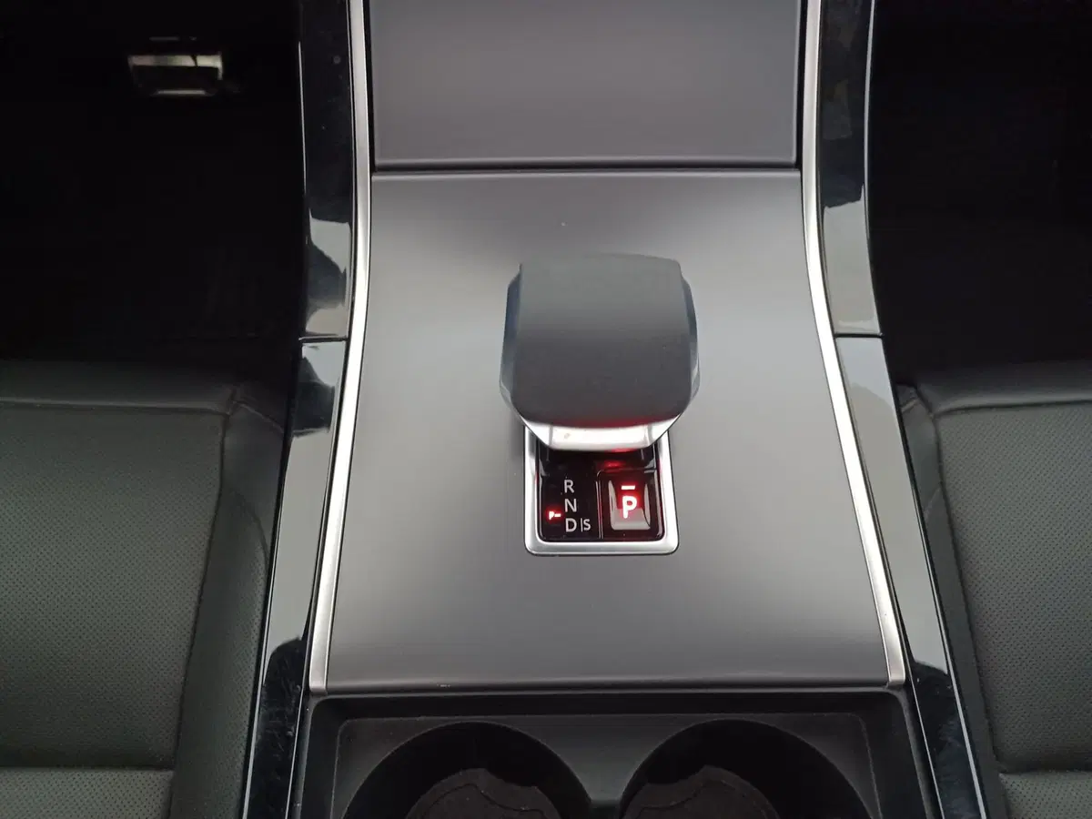 Land Rover Range Rover Velar usata a Torino (11)