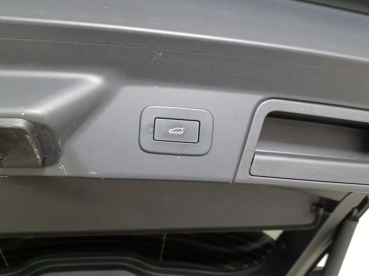 Land Rover Range Rover Velar usata a Torino (20)