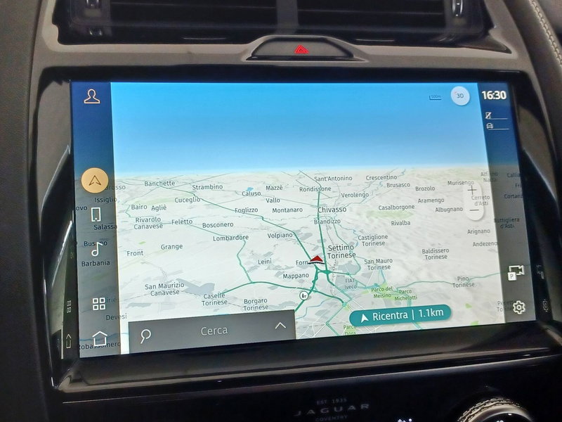 Jaguar E-Pace usata a Torino (11)