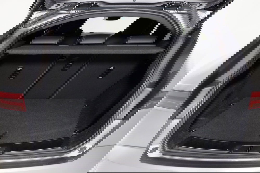 Jaguar E-Pace usata a Torino (12)