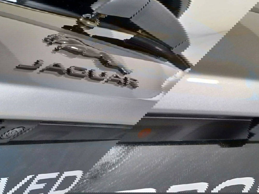 Jaguar E-Pace usata a Torino (16)