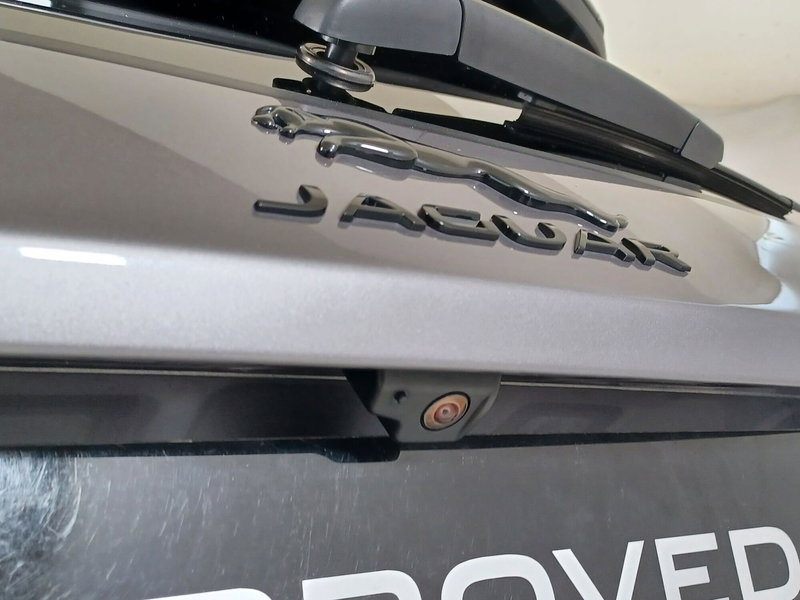 Jaguar E-Pace usata a Torino (16)