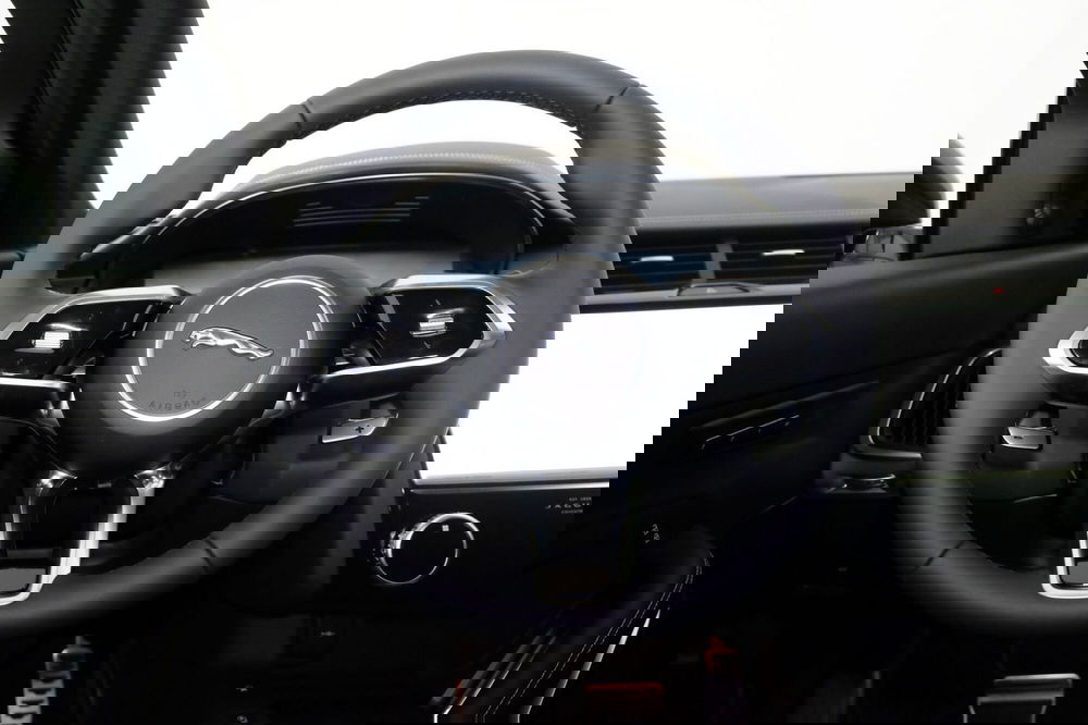 Jaguar E-Pace usata a Torino (20)