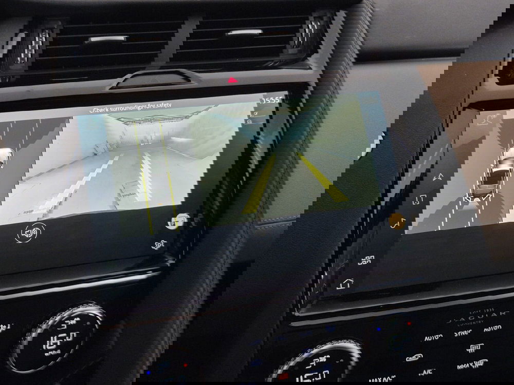 Jaguar E-Pace usata a Torino (16)