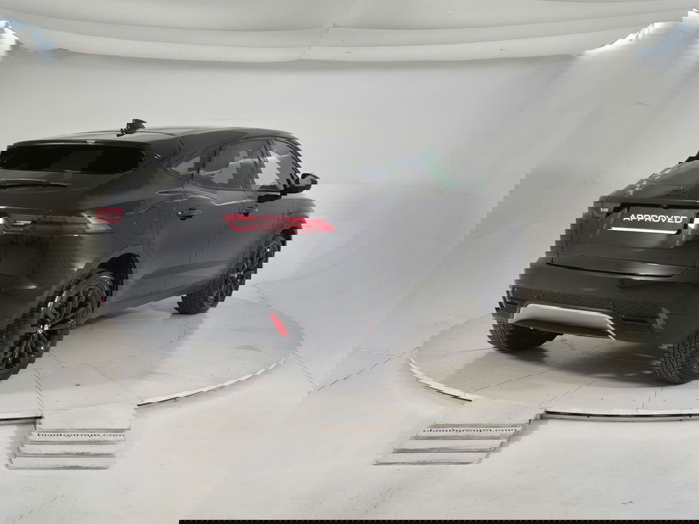 Jaguar E-Pace usata a Torino (2)