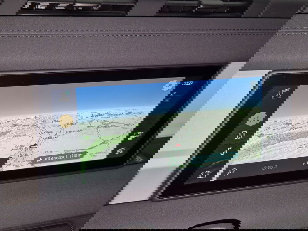 Land Rover Defender usata a Torino (12)