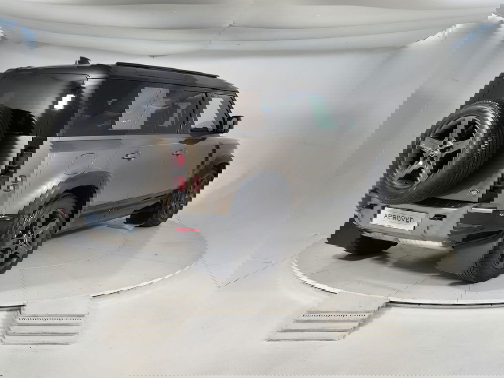 Land Rover Defender usata a Torino (2)