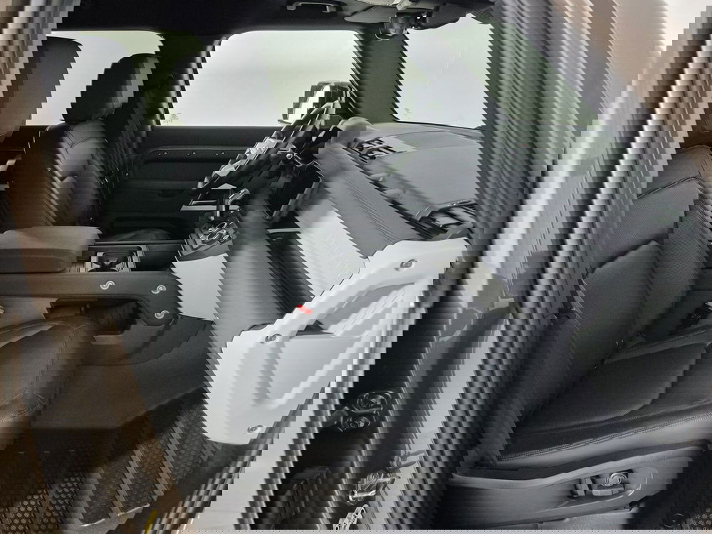 Land Rover Defender usata a Torino (3)