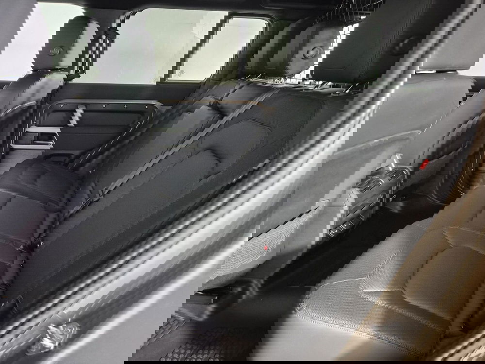 Land Rover Defender usata a Torino (5)