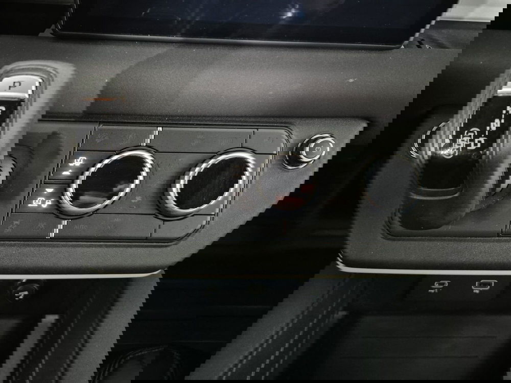 Land Rover Defender usata a Torino (13)