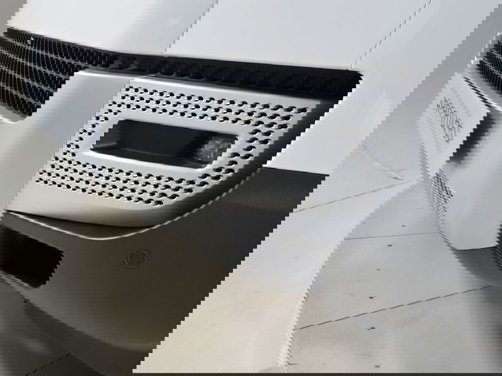 Land Rover Defender usata a Torino (17)