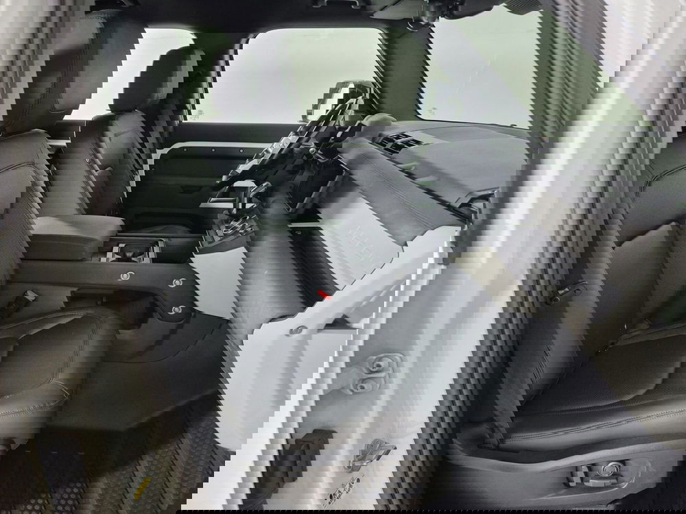 Land Rover Defender usata a Torino (3)