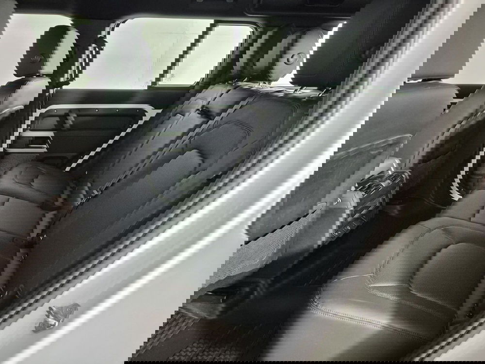 Land Rover Defender usata a Torino (5)