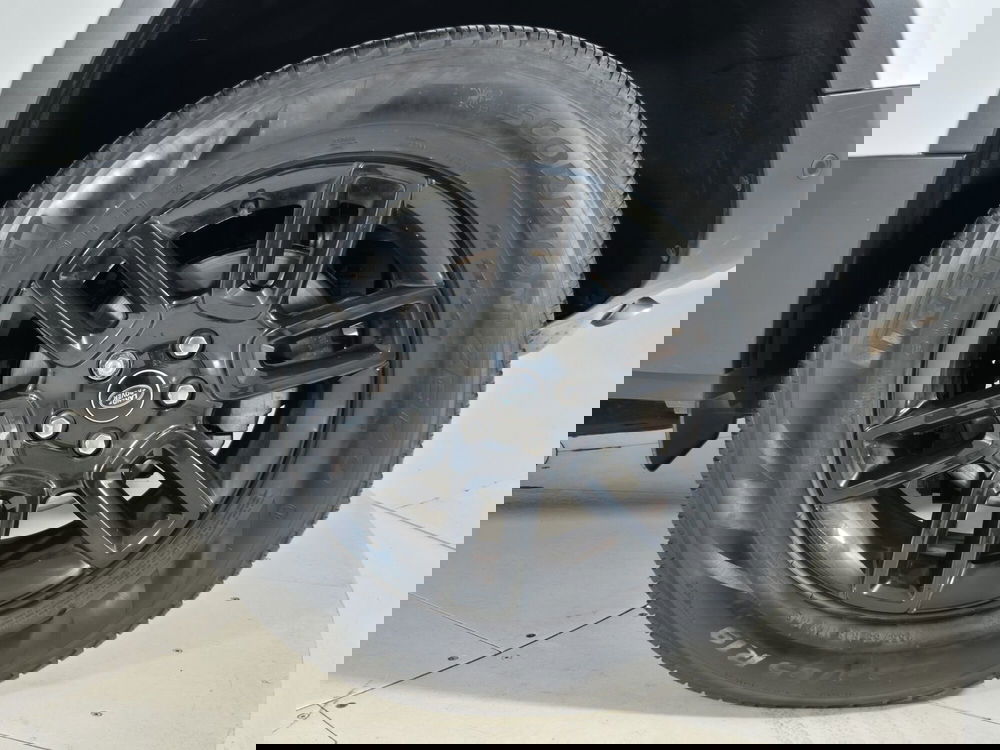 Land Rover Defender usata a Torino (9)