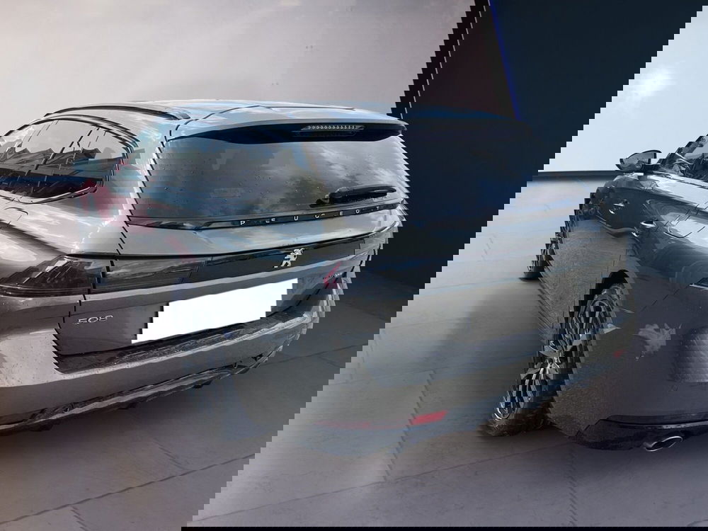Peugeot 508 SW usata a Torino (5)