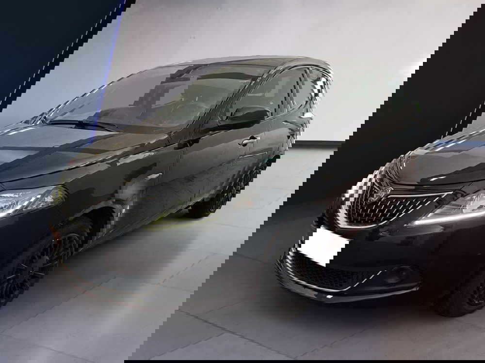 Lancia Ypsilon usata a Torino (2)