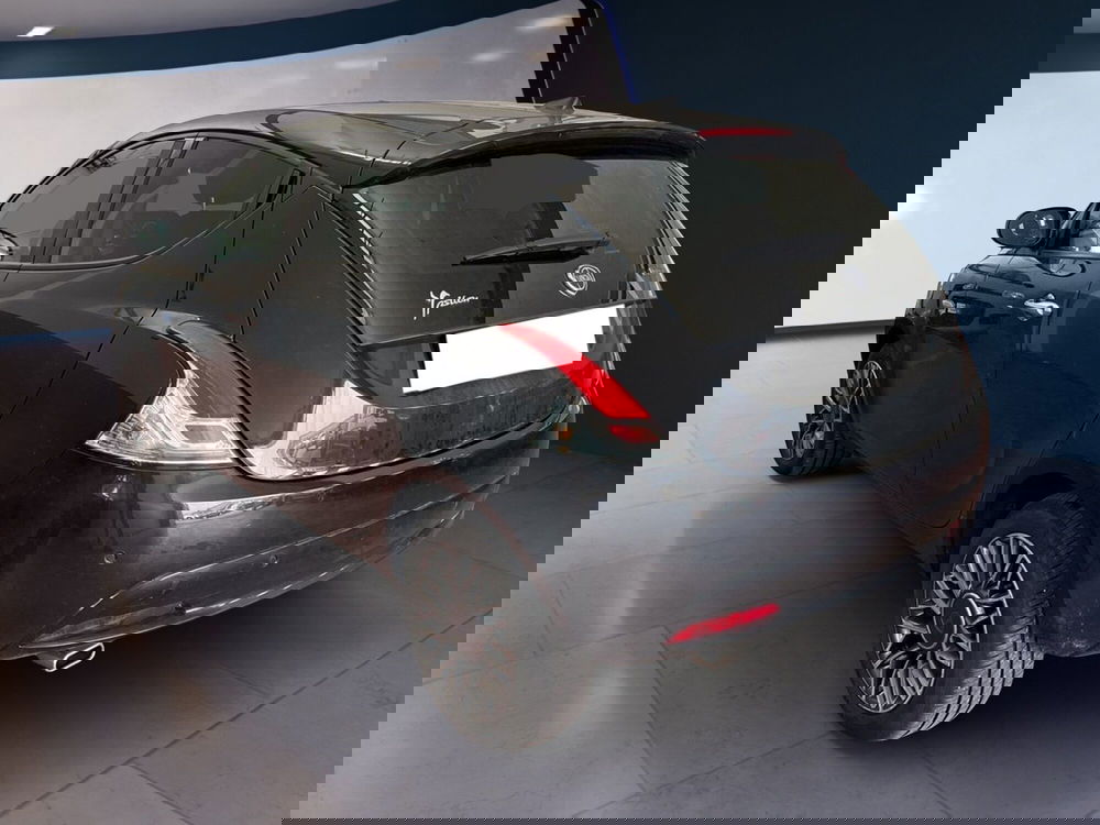 Lancia Ypsilon usata a Torino (6)